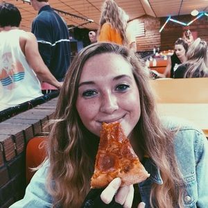 Meet your Posher, Hope